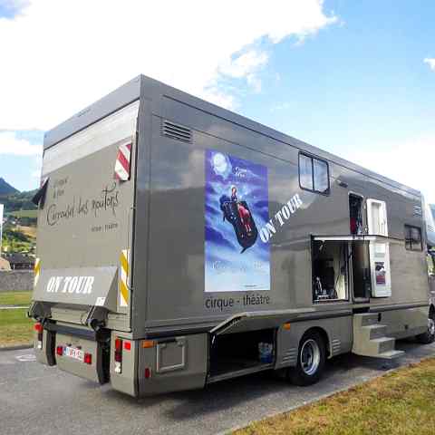03-mercedes-atego