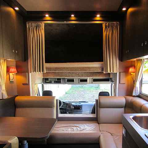 07-mercedes-atego